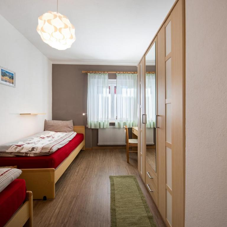 Ciasa Piaz de Pavarin - Appartamento Deluxe con 2 Camere da Letto e Vista Giardino - 18