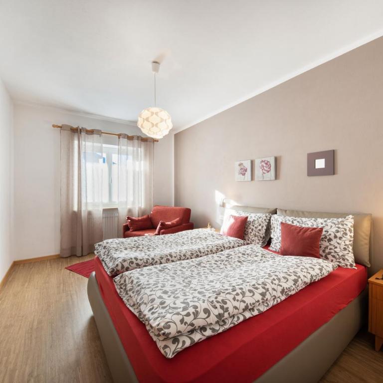 Ciasa Piaz de Pavarin - Appartamento Deluxe con 2 Camere da Letto e Vista Giardino - 10