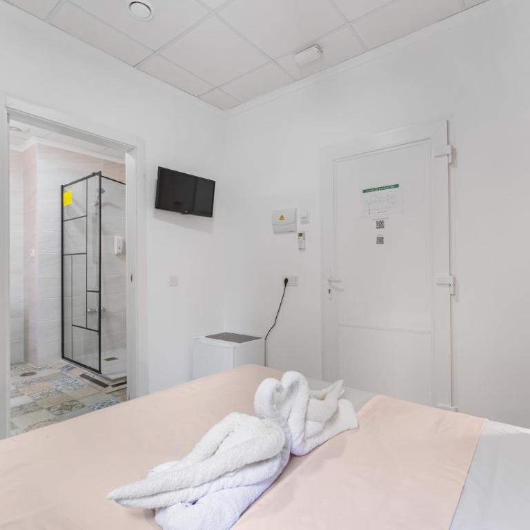 7A Hostal - Standard Single Room with Shower - 9