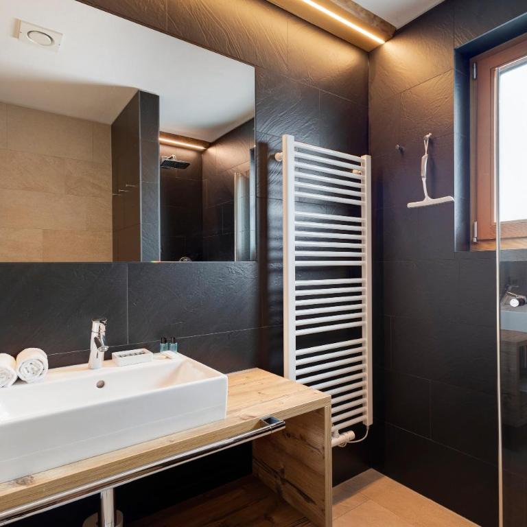 Villa Kriendl Nr 1 Lanzwiese - Appartamento Deluxe con 2 Camere da Letto e Vista Giardino - 19
