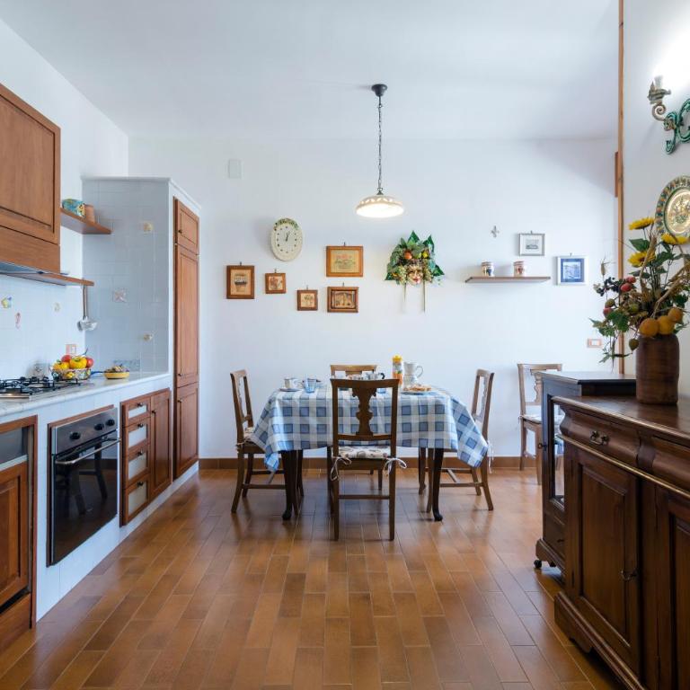 Casa Vacanze Patrizia Otranto - Appartamento Deluxe con 2 Camere da Letto e Balcone - 9