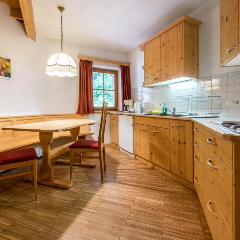 Lindenhof Apt 4 - Appartamento Superior con 1 Camera da Letto e Balcone - 2