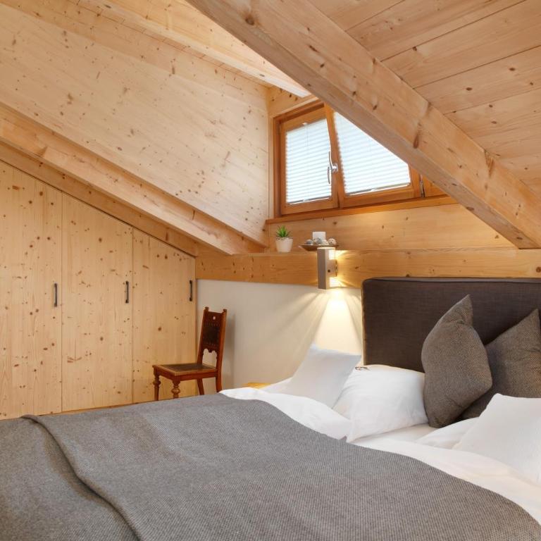 Chalet Falkenstein - Two-Bedroom Deluxe Apartment with Garden View - 22