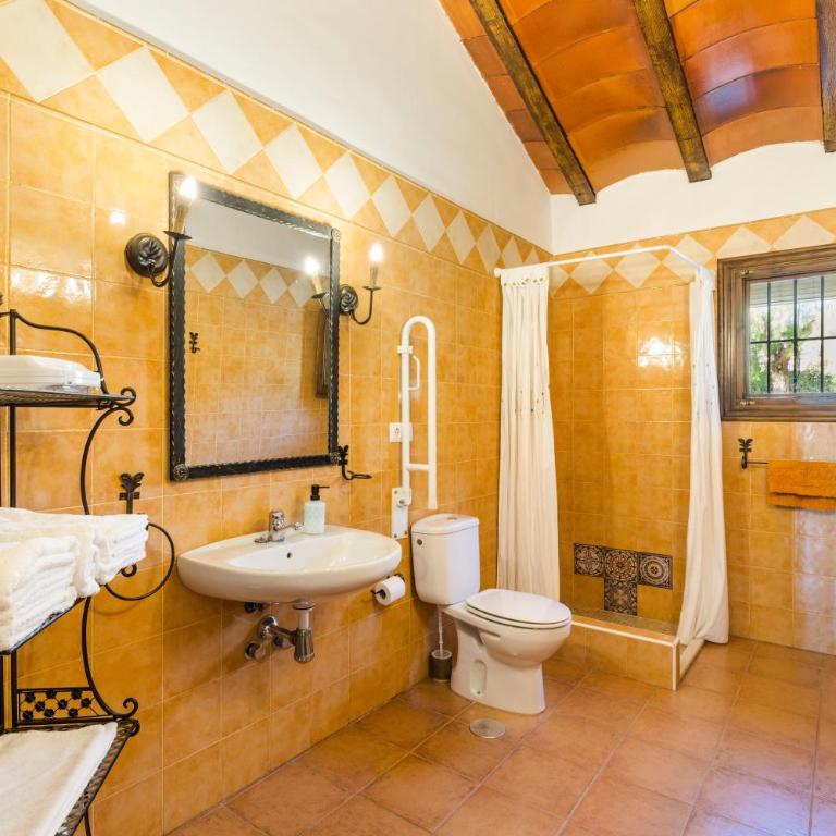 Finca Liarte - Three-Bedroom Apartment with Mountain View - 9