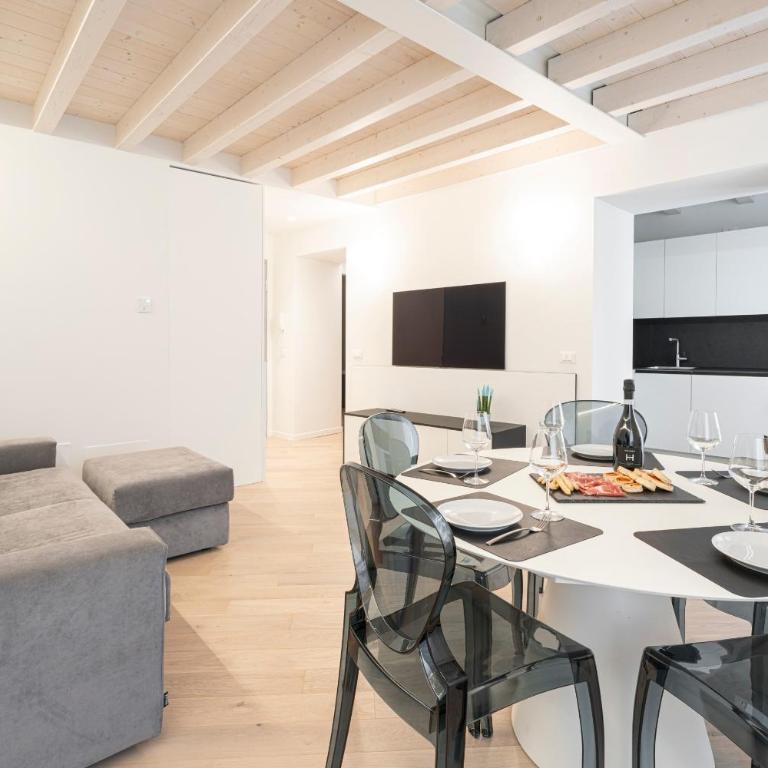 Aa Imbarcadero apartments - Appartamento Deluxe con 2 Camere da Letto e Vista Giardino - 2