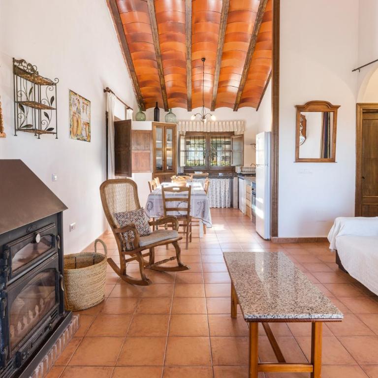 Finca Liarte - Three-Bedroom Apartment with Mountain View - 4