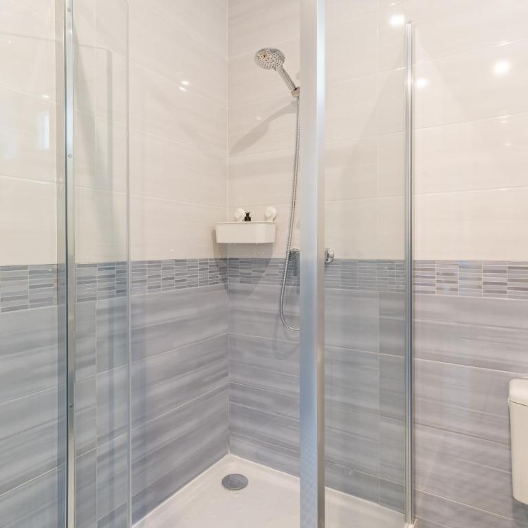 Appartement indépendant avec jardin - Appartement 1 Chambre - Vue sur Jardin - 13