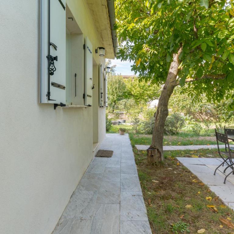 Appartement indépendant avec jardin - Appartement 1 Chambre - Vue sur Jardin - 16