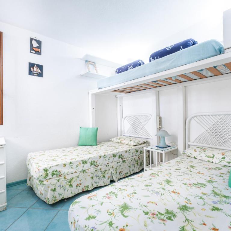 Holiday In Villasimius - Two-Bedroom House - 12