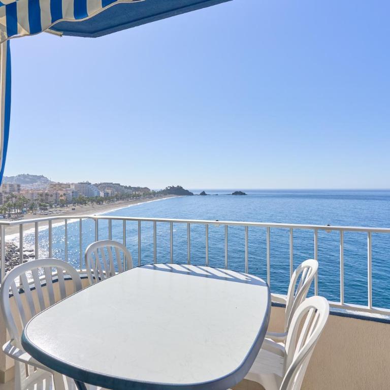 Apartamento moderno - Apartamento Superior con vistas a la ciudad - 2