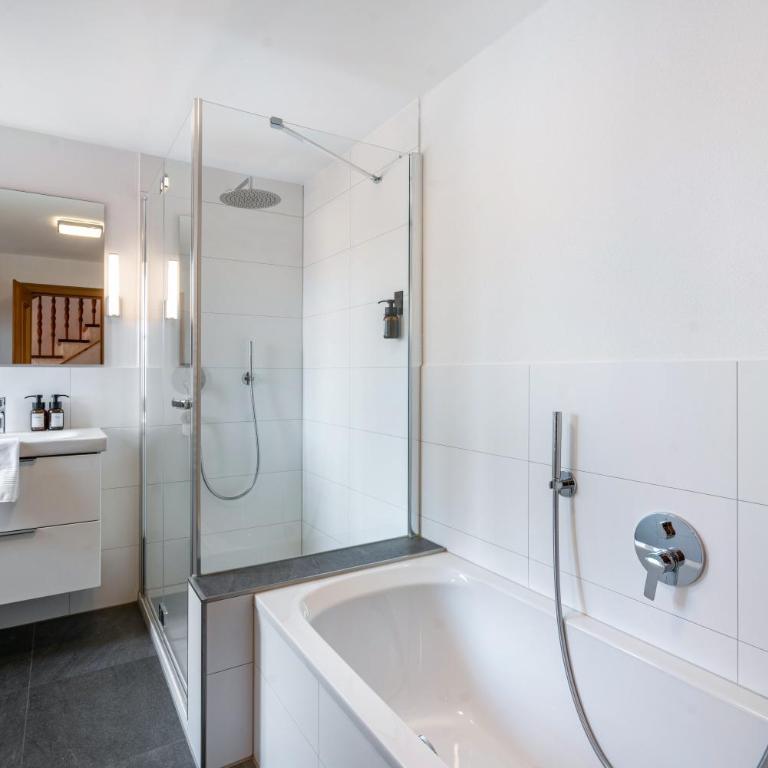 Haus Kreiznegge - Premium Apartment mit 3 Schlafzimmern und Balkon - 19