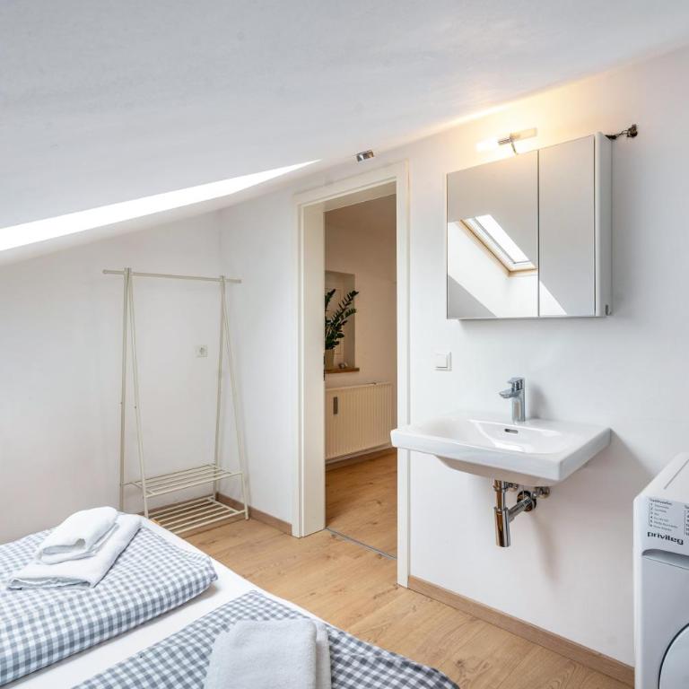 Haus Kreiznegge - Premium Apartment mit 3 Schlafzimmern und Balkon - 18