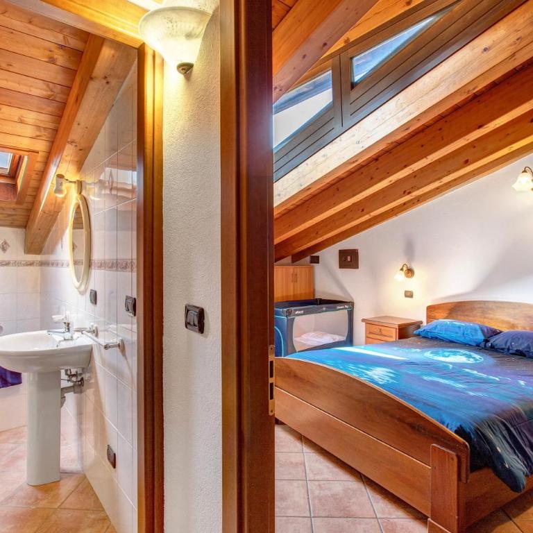 Appartamento nel borgo di Chatillon - Two-Bedroom Deluxe Apartment with Balcony - 25