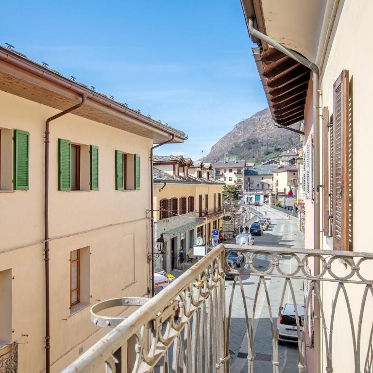 Appartamento nel borgo di Chatillon - Two-Bedroom Deluxe Apartment with Balcony - 30