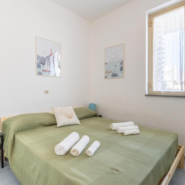 Mare di Sicilia Apartments - Two-Bedroom Deluxe Apartment with Garden View - 6