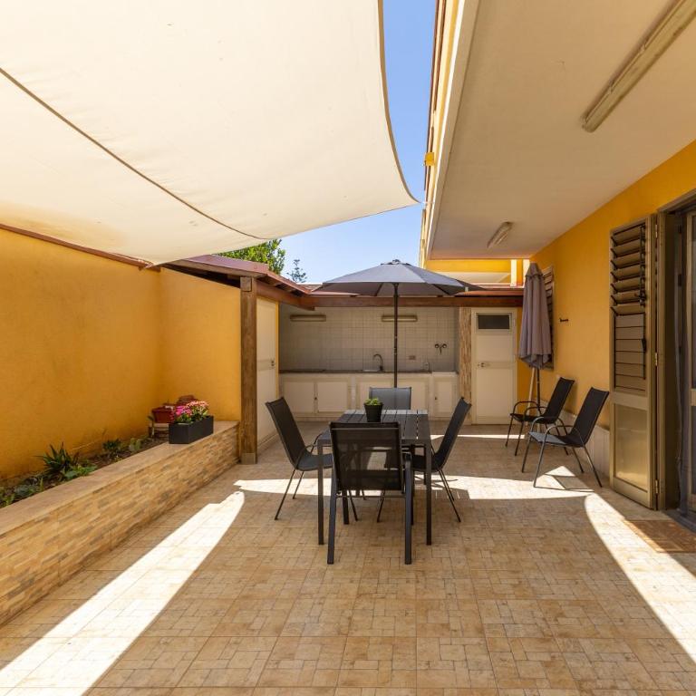 Mare di Sicilia Apartments - Two-Bedroom Deluxe Apartment with Garden View - 15