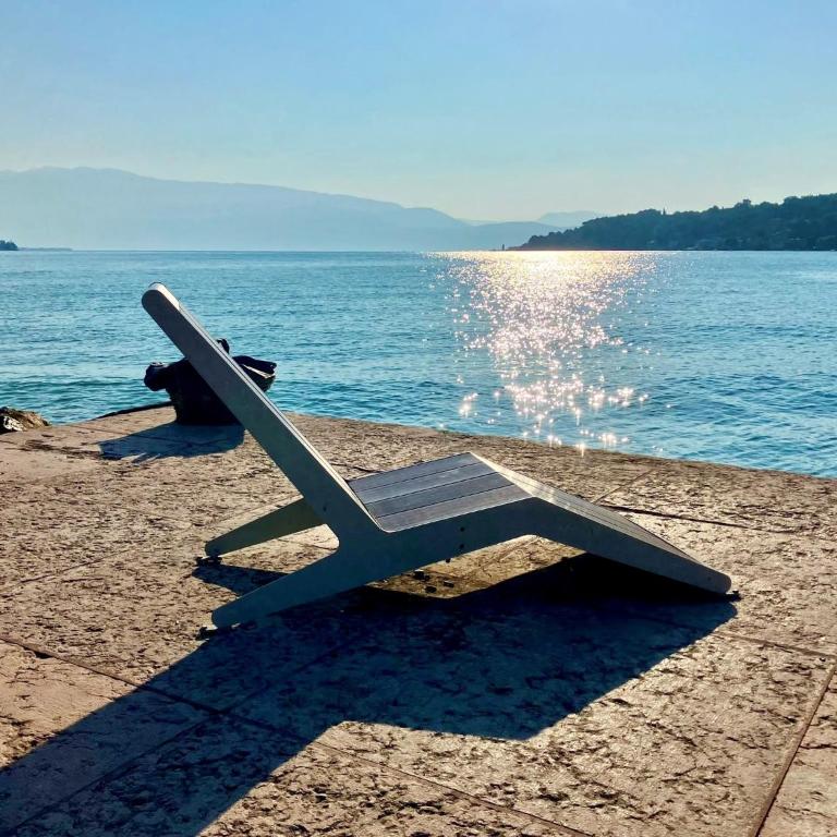 Villa Donne del Lago Valentina - Appartamento Deluxe con 2 Camere da Letto e Vista Giardino - 35