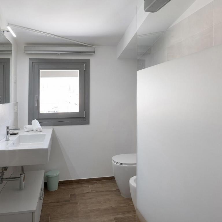 Villa Donne del Lago Valentina - Appartamento Deluxe con 2 Camere da Letto e Vista Giardino - 22