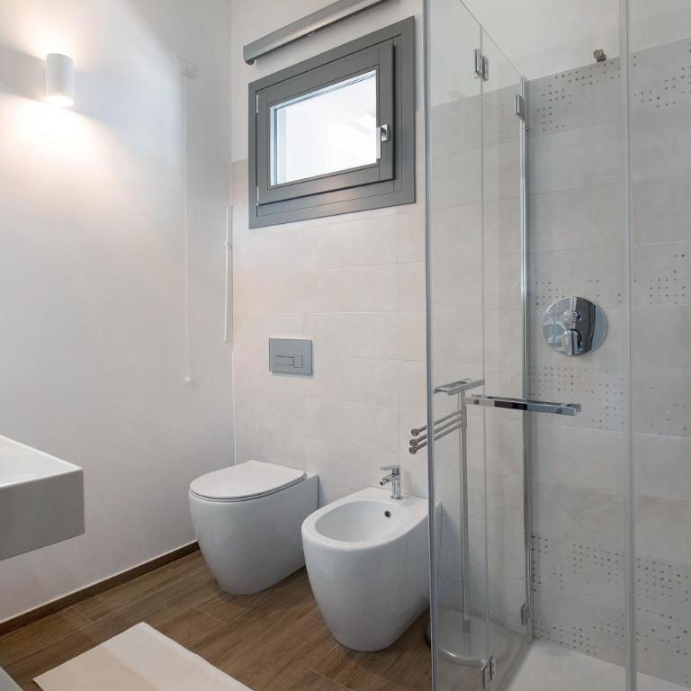 Villa Donne del Lago Valentina - Appartamento Deluxe con 2 Camere da Letto e Vista Giardino - 16