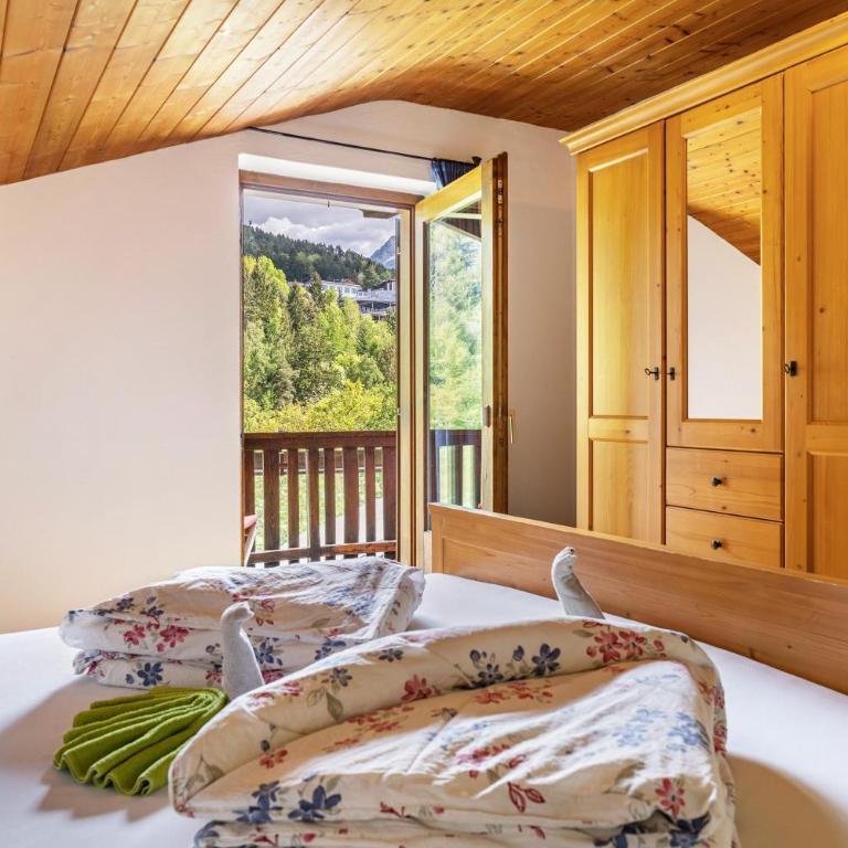 Pardellerhof Schlernblick - Deluxe-Apartment mit 2 Schlafzimmern und Gartenblick - 2