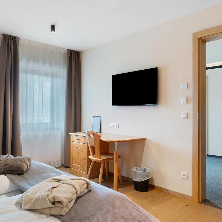 Hotel Murrer 3S relax.nature.gusto - Doppelzimmer mit Bergblick - 11