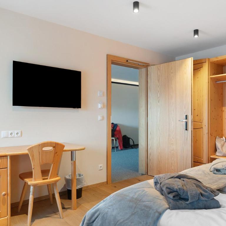 Hotel Murrer 3S relax.nature.gusto - Doppelzimmer mit Bergblick - 7