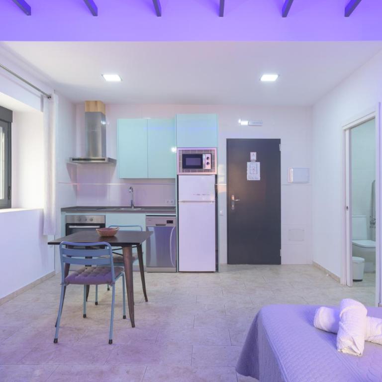 Apartamentos Bellamar - Estudio Superior - 6