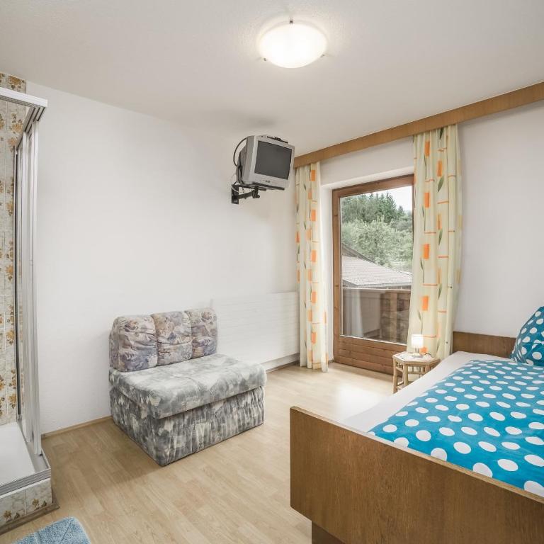 Ferienhaus Oberanger - Three-Bedroom Premium Apartment with Balcony - 7