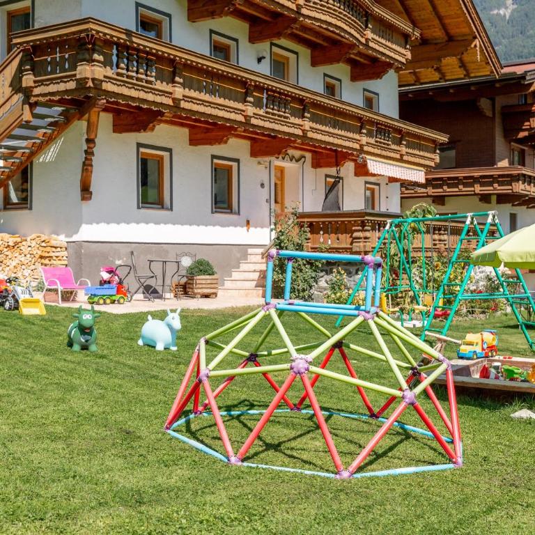 Ferienhaus Oberanger - Three-Bedroom Premium Apartment with Balcony - 10