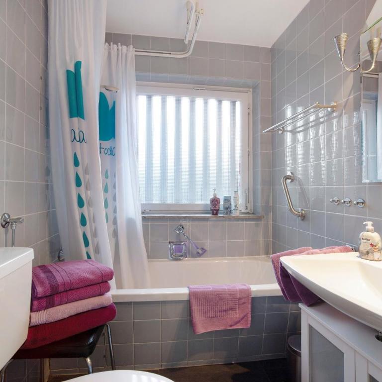 Ferienwohnung Schoeneberg - Deluxe-Apartment mit 2 Schlafzimmern und Gartenblick - 16