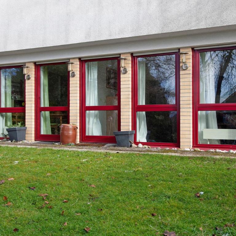Ferienwohnung Schoeneberg - Deluxe-Apartment mit 2 Schlafzimmern und Gartenblick - 19