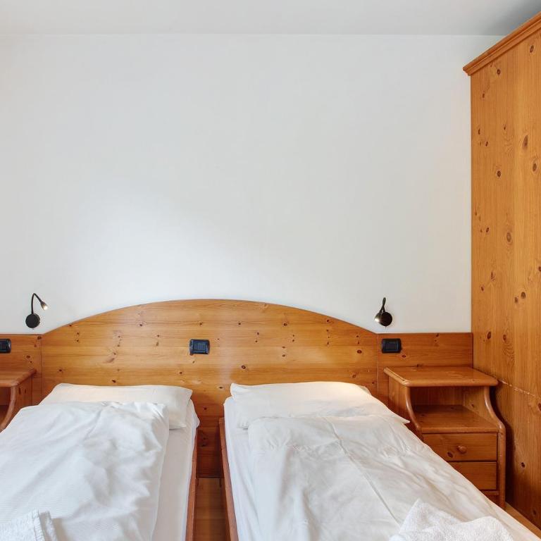 Chalet Anna Rododendro - Appartamento Superior con 1 Camera da Letto e Balcone - 10