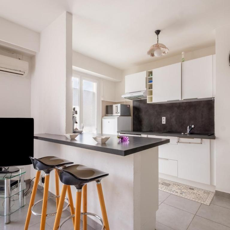 2 pièces proche plages Go011 - Appartement 1 Chambre Supérieur avec Balcon - 8
