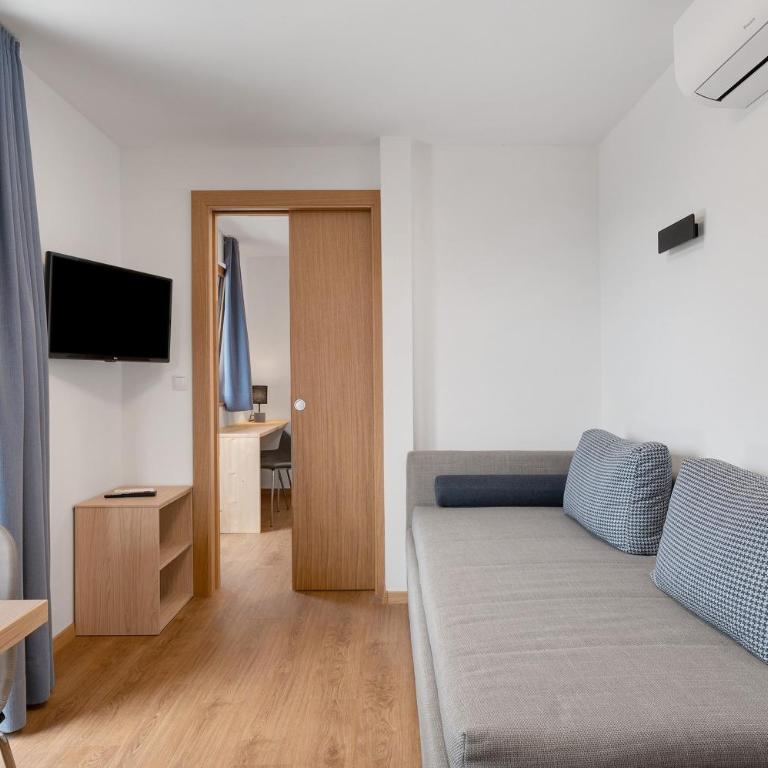 Unterdornerhof Algund - Superior Apartment with City View - 8