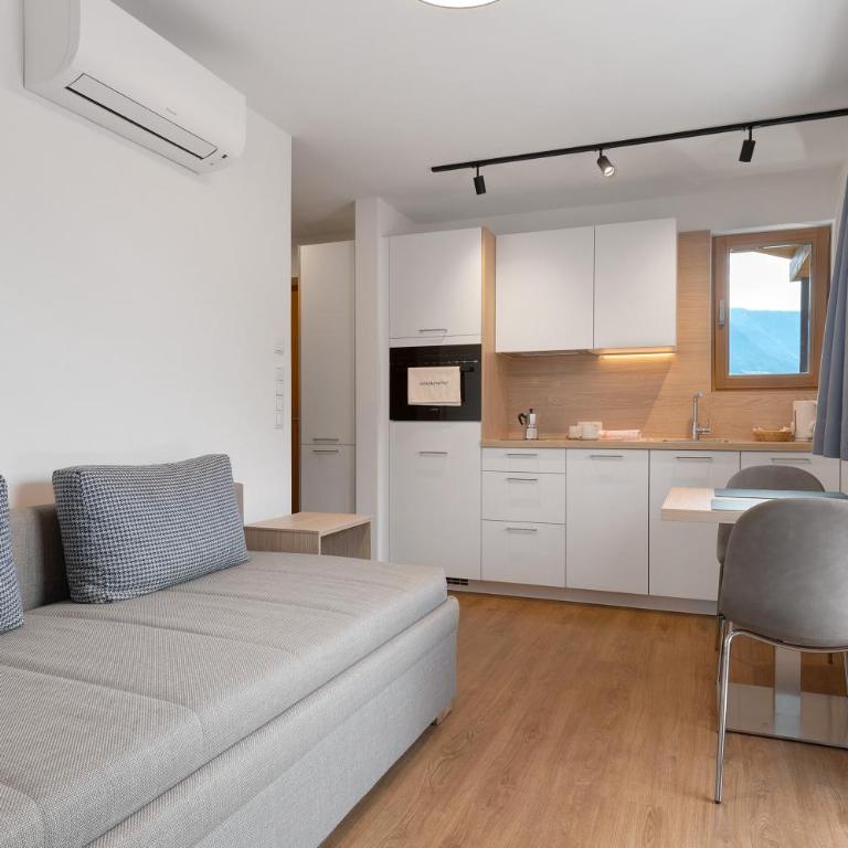 Unterdornerhof Algund - Superior Apartment with City View - 4