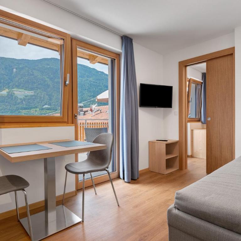 Unterdornerhof Algund - Superior Apartment with City View - 1