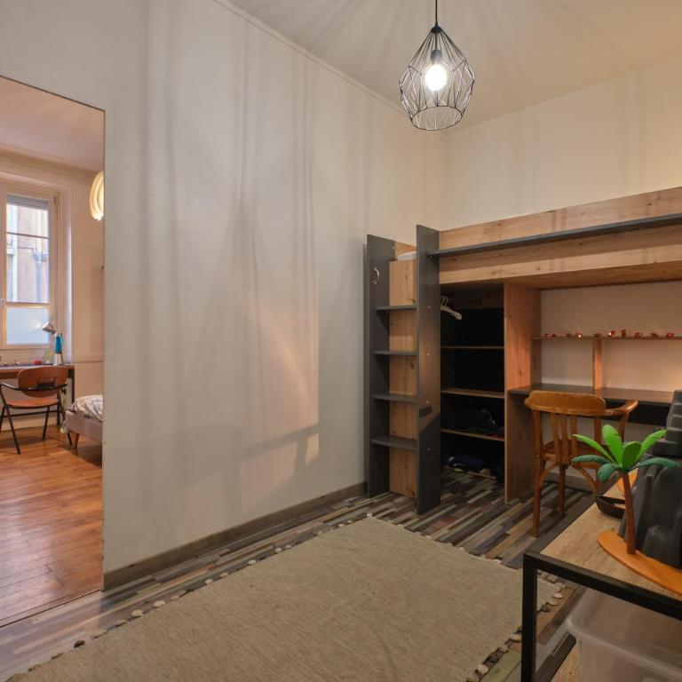 Très Bel Appartement Championnet - Appartement Supérieur - Vue sur Ville - 16