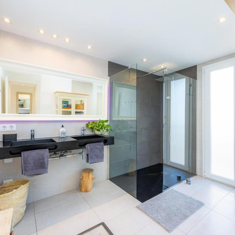 Lagomar - Apartamento Premium de 3 dormitorios con balcón - 13
