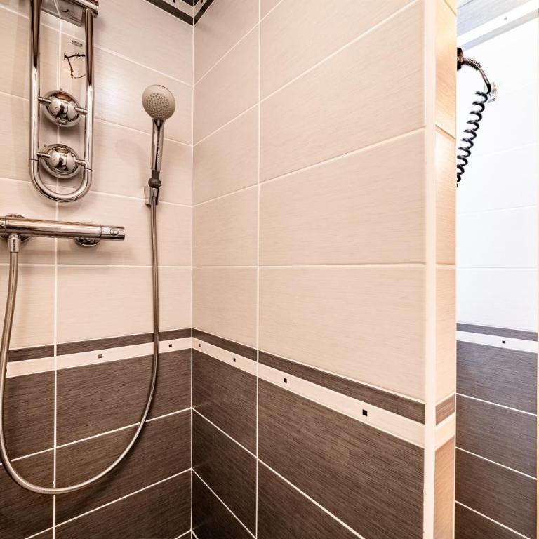 La Flèche d'Or - Appartement 2 Chambres Deluxe avec Balcon - 19