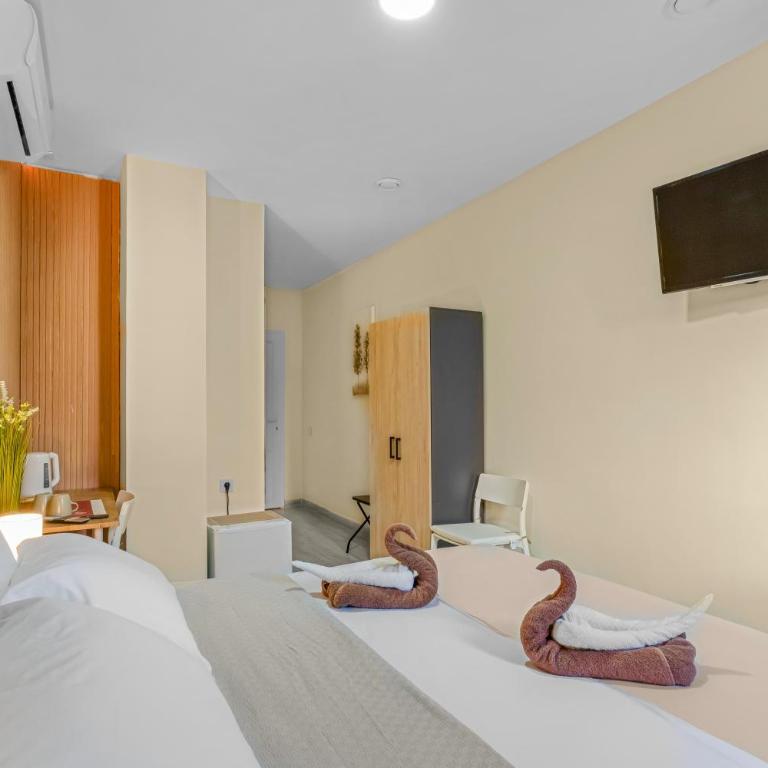 7A Hostal - Double Room - Disability Access - 5