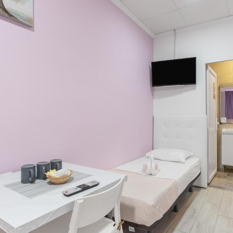 7A Hostal - Triple Room with Shower - 9