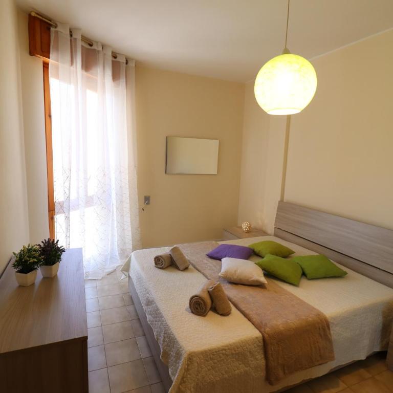 Casa vacanze Nicole in Salento 5 posti - Appartamento Deluxe con 2 Camere da Letto e Vista Giardino - 4