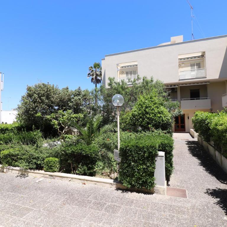 Casa vacanze Nicole in Salento 5 posti - Appartamento Deluxe con 2 Camere da Letto e Vista Giardino - 39