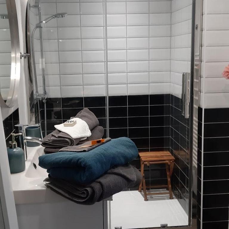 La Musicale - Chambre Quadruple avec Douche - 7