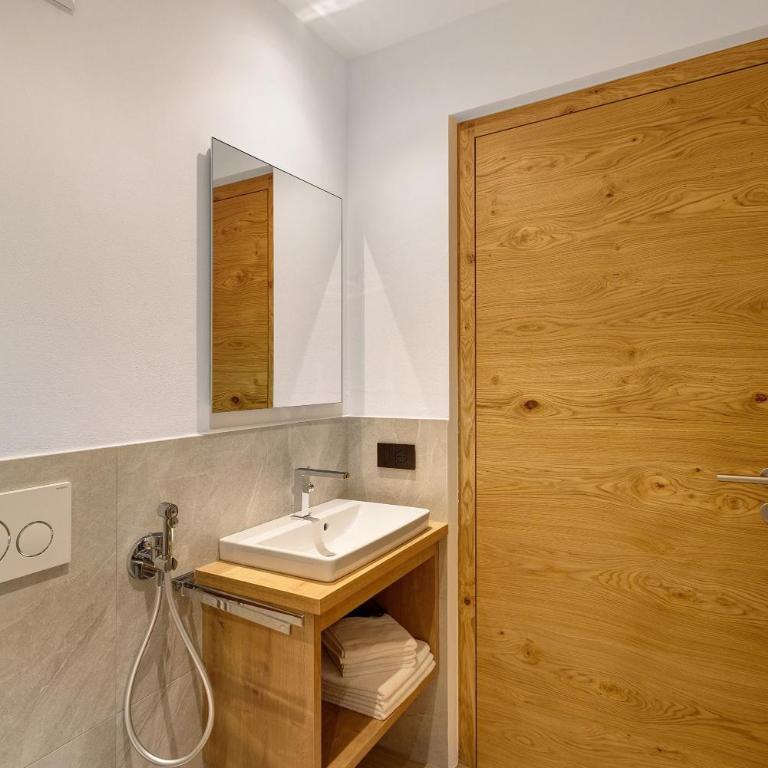 Premium App Hofer Silena - Apartamento Deluxe de 2 dormitorios con vistas al jardín - 21