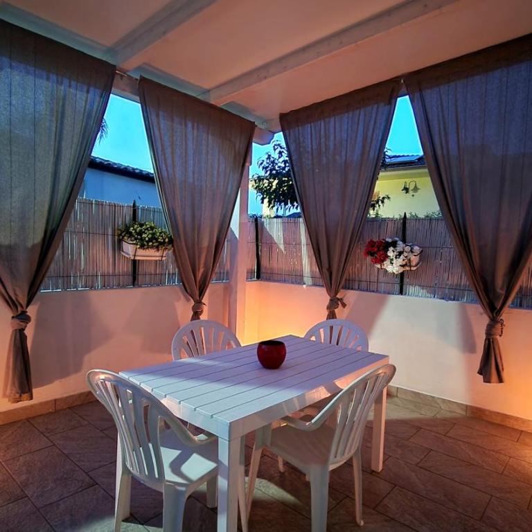 Casa vacanza i due ulivi - Appartamento Deluxe con 2 Camere da Letto e Vista Giardino - 1