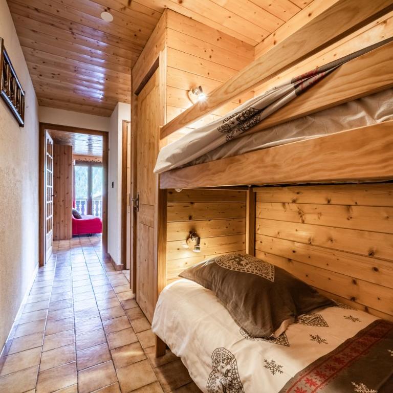La Flèche d'Or - Chambre Quadruple avec Douche - 14