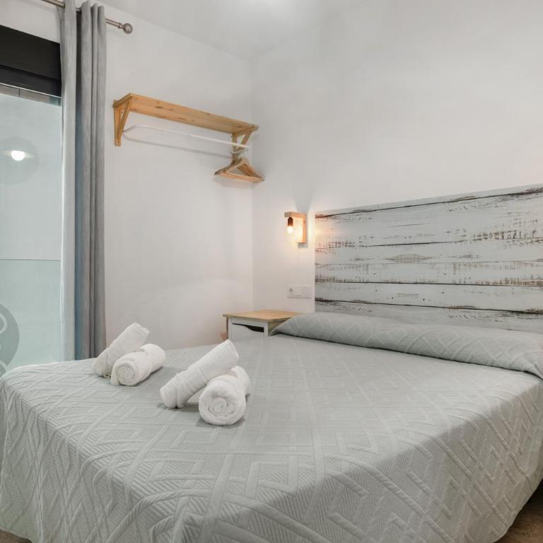 Apartamentos Bellamar - Estudio Superior - 11