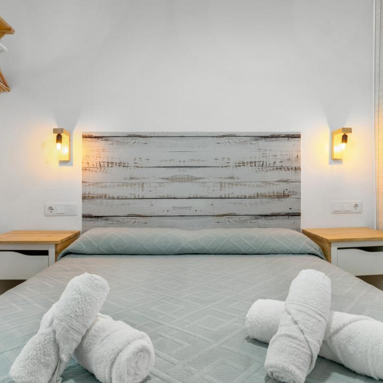 Apartamentos Bellamar - Estudio Superior - 12