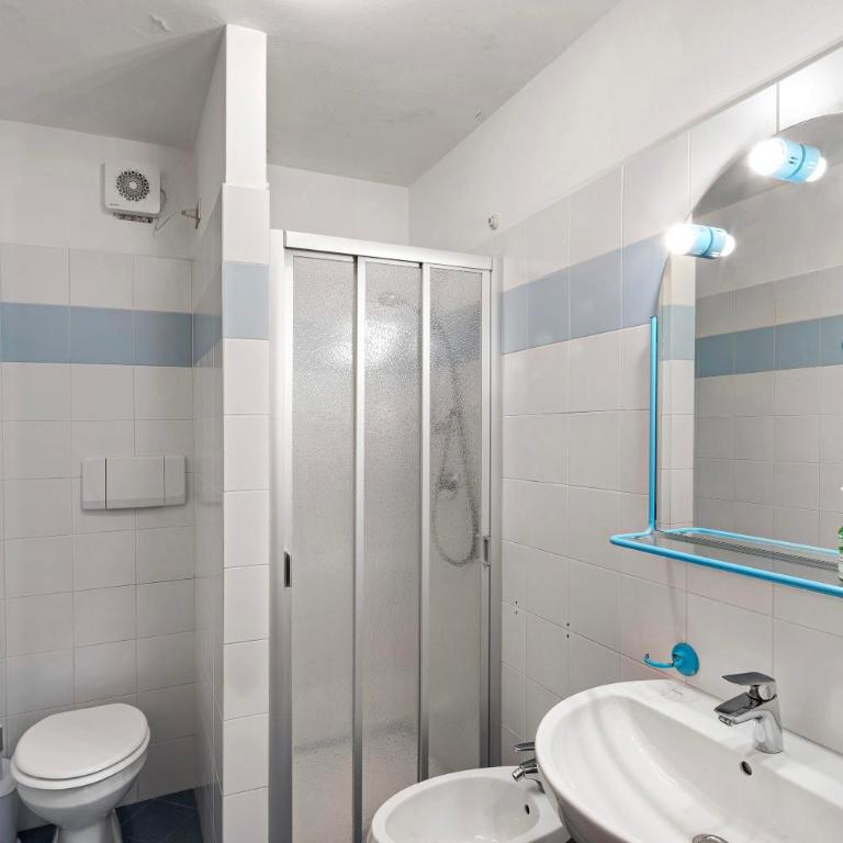 Appartamenti Camilla - Appartamento Deluxe con 2 Camere da Letto e Balcone - 13